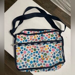 Le Sportsac bag